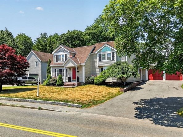 115 Pond St, Avon MA 02322