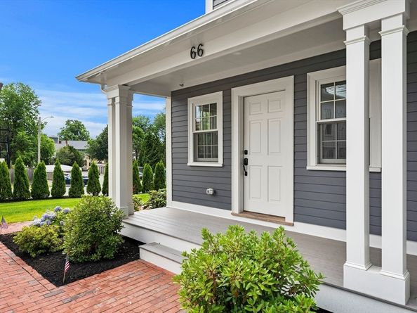 66 Pleasant Street 2, Marblehead MA 01945