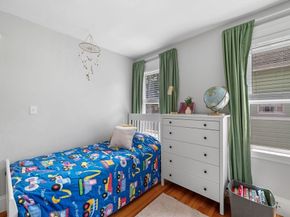 111 Chapman St 111, Watertown MA 02472
