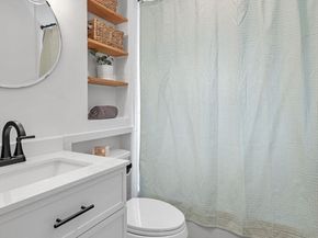 111 Chapman St 111, Watertown MA 02472