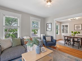 111 Chapman St 111, Watertown MA 02472