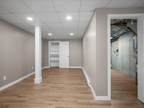 270 Sunderland Rd 65, Worcester MA 01604