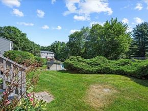 270 Sunderland Rd 65, Worcester MA 01604