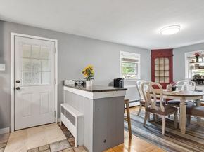 4 Cranston St, Worcester MA 01606