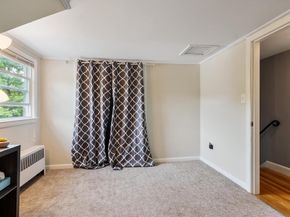 4 Cranston St, Worcester MA 01606