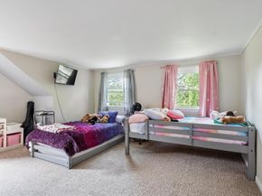 4 Cranston St, Worcester MA 01606