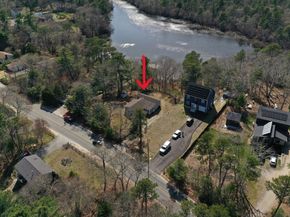 272 Glen Charlie Rd, Wareham MA 02538