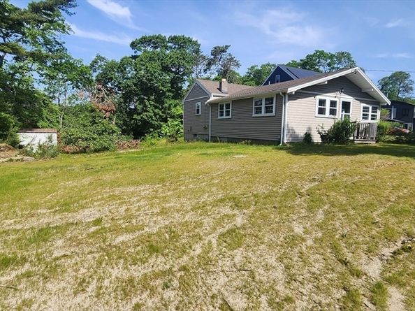 272 Glen Charlie Rd, Wareham MA 02538