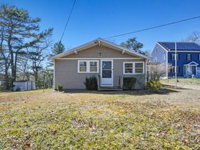272 Glen Charlie Rd, Wareham MA 02538