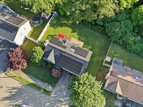 37 Moreland Green Dr, Worcester MA 01609