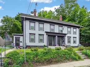 190-192 Main St, Maynard MA 01754