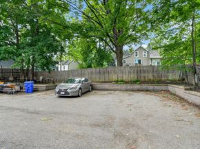 190-192 Main St, Maynard MA 01754