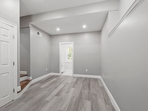 62 Queensland Rd, Billerica MA 01862