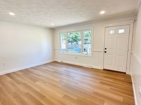 289 Commercial St, Whitman MA 02382