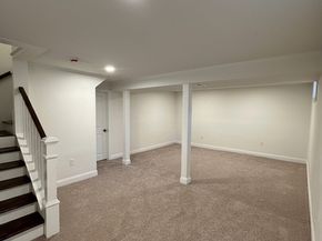 289 Commercial St, Whitman MA 02382