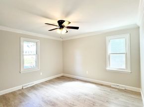 289 Commercial St, Whitman MA 02382