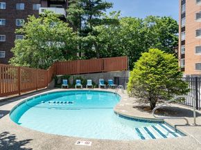45 Longwood Ave 408, Brookline MA 02446