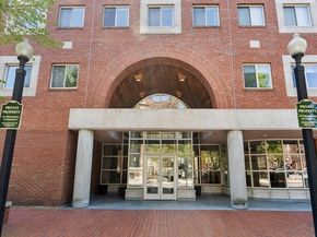 20 Webster St 505, Brookline MA 02446