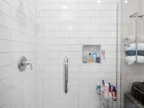 401 Essex, Salem MA 01970