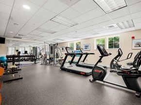 36 Village Rd 214, Middleton MA 01949