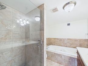 15 Park Ave 211, Hull MA 02045