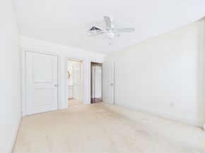 15 Park Ave 211, Hull MA 02045