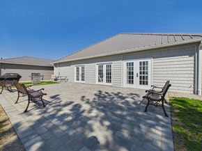 15 Park Ave 211, Hull MA 02045