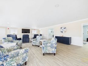 15 Park Ave 211, Hull MA 02045