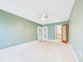 15 Park Ave 211, Hull MA 02045