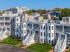 15 Park Ave 211, Hull MA 02045