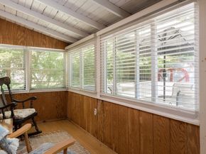 33 Kingwood St, Wareham MA 02571