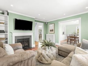 21 Howe St, Wellesley MA 02482