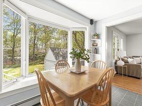 21 Howe St, Wellesley MA 02482