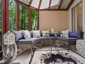 8 Deer Path 8, Hudson MA 01749