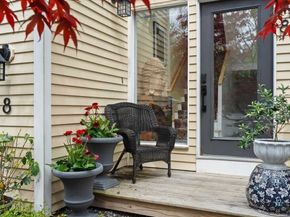 8 Deer Path 8, Hudson MA 01749