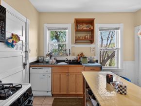 671-671A Washington St, Boston MA 02135