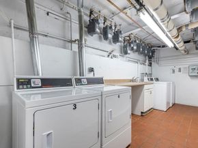 21 Sutherland Rd 6, Boston MA 02135