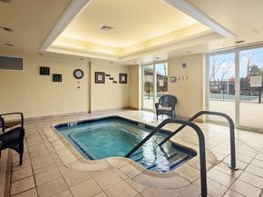 38 Village 201, Middleton MA 01949