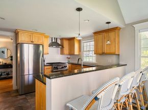 22 Standish Rd, Wellesley MA 02481