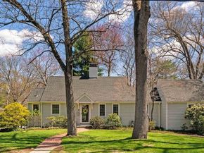 22 Standish Rd, Wellesley MA 02481