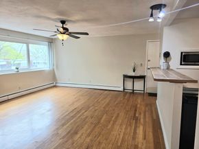 31 Jones Ter 22, Stoughton MA 02072