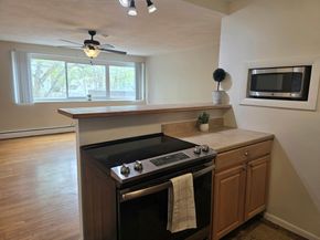 31 Jones Ter 22, Stoughton MA 02072