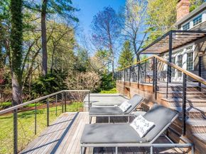 89 Green St, Needham MA 02492