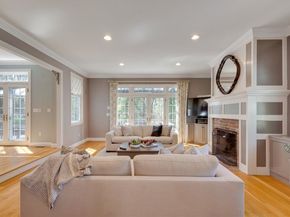 89 Green St, Needham MA 02492