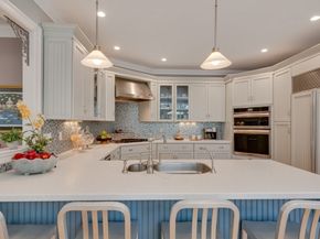 89 Green St, Needham MA 02492