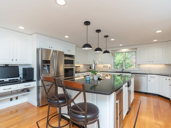 74 Wayside Inn Rd, Marlborough MA 01752