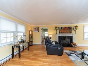 74 Wayside Inn Rd, Marlborough MA 01752