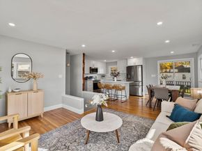 27 Hodgkins Rd, Rockport MA 01966