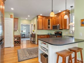 13 Cantwell Rd, Milton MA 02186