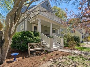 13 Cantwell Rd, Milton MA 02186